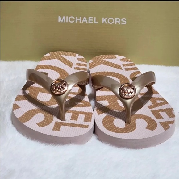 Pink Rose Gold Michael Kors Sandales L 8, R 7 - Picture 1 of 6